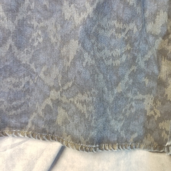 Cloth & Stone Anthropologie ikat chambray - Picture 3 of 8